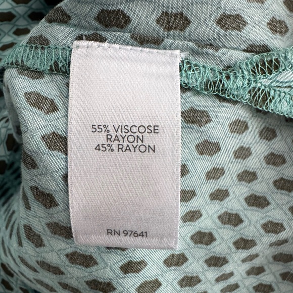 NWT J. Jill Geometric Button Front Blouse Long Sleeve Soft Drape Work Green S - Picture 7 of 7